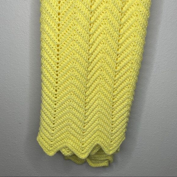 Vintage Hand Crocheted Quilt‎ Yellow - Picture 2 of 4